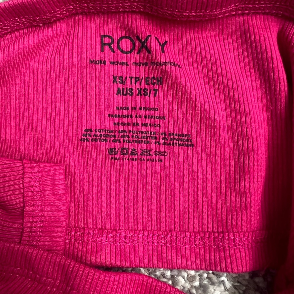 Roxy Pink Floral Crop Top - Picture 4 of 4